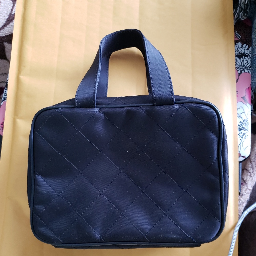 NWOT Mary Kay cosmetic bag
